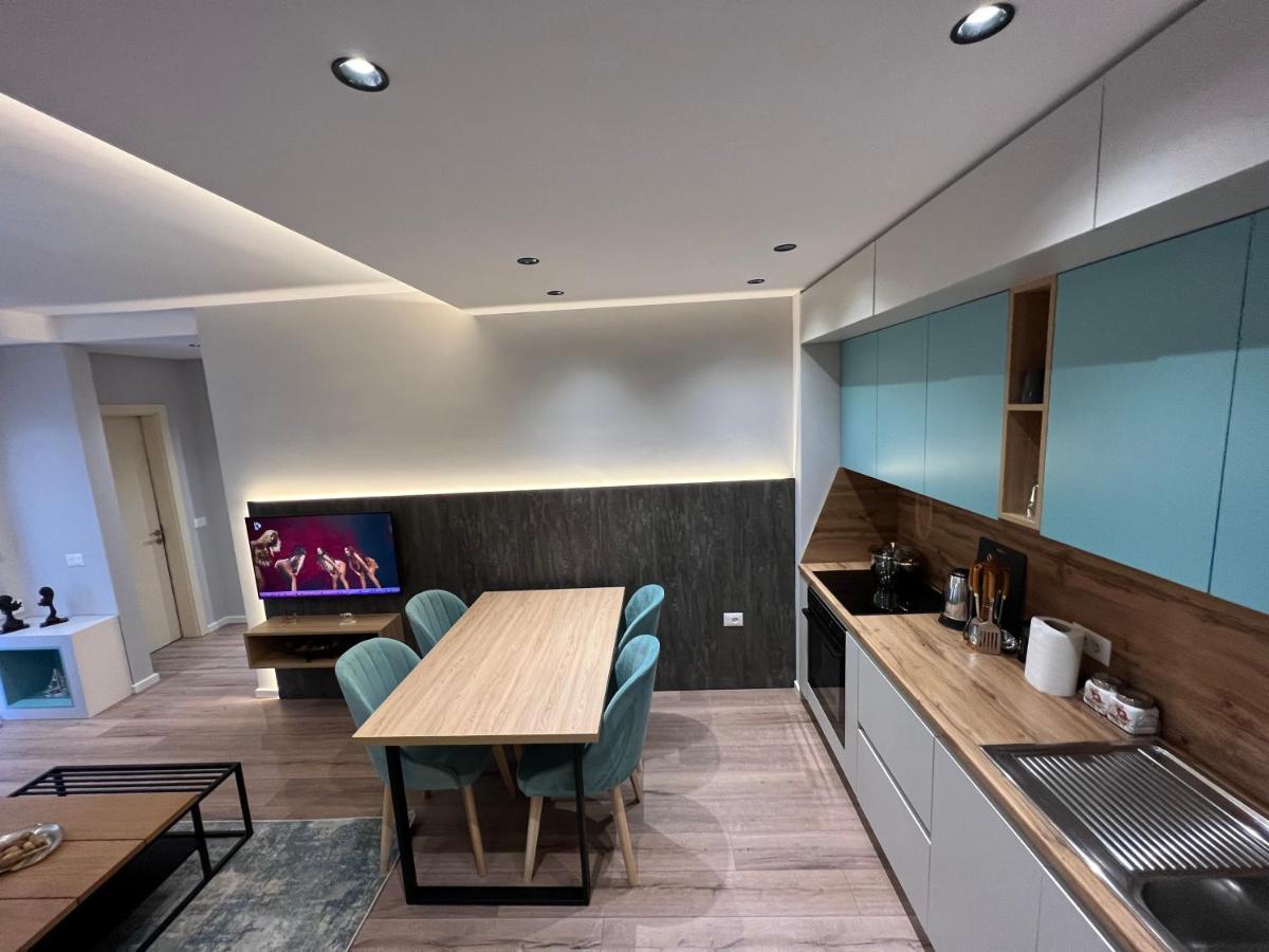 Erg Apartments Tirana Bagian luar foto