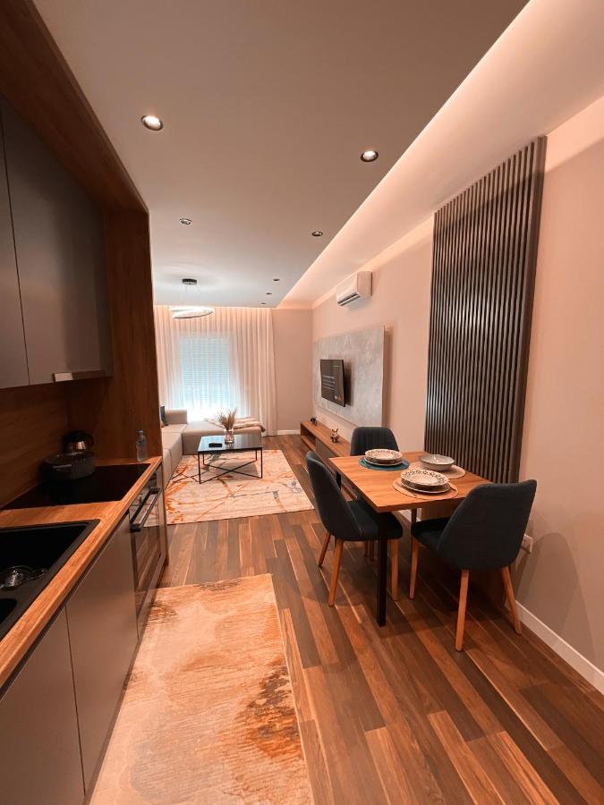 Erg Apartments Tirana Bagian luar foto