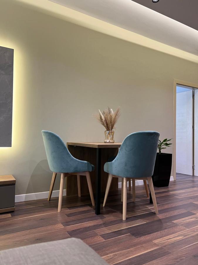 Erg Apartments Tirana Bagian luar foto