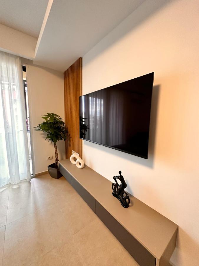 Erg Apartments Tirana Bagian luar foto