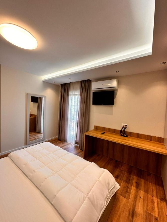 Erg Apartments Tirana Bagian luar foto