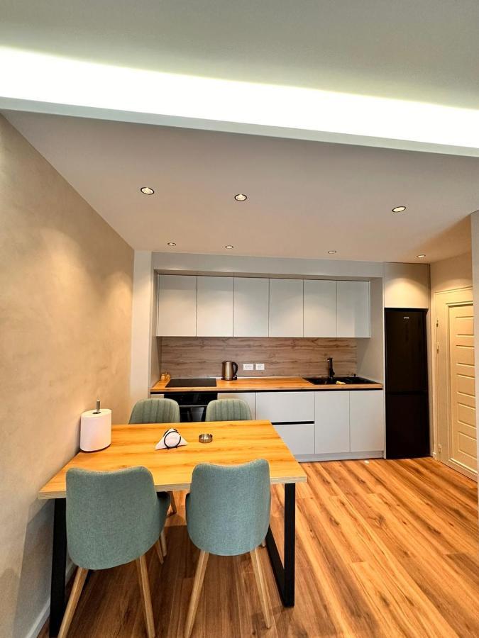 Erg Apartments Tirana Bagian luar foto